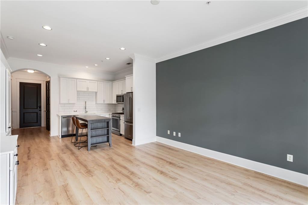 625 Piedmont Avenue NE Unit 3002