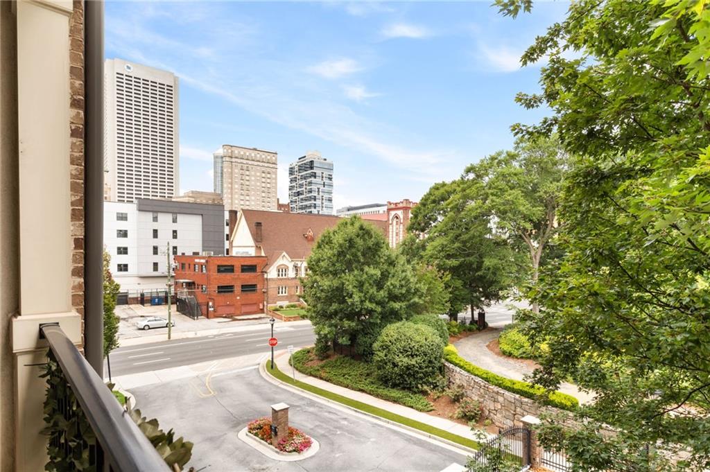 625 Piedmont Avenue NE Unit 3002