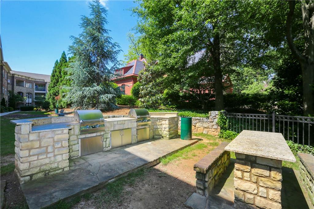 625 Piedmont Avenue NE Unit 3002