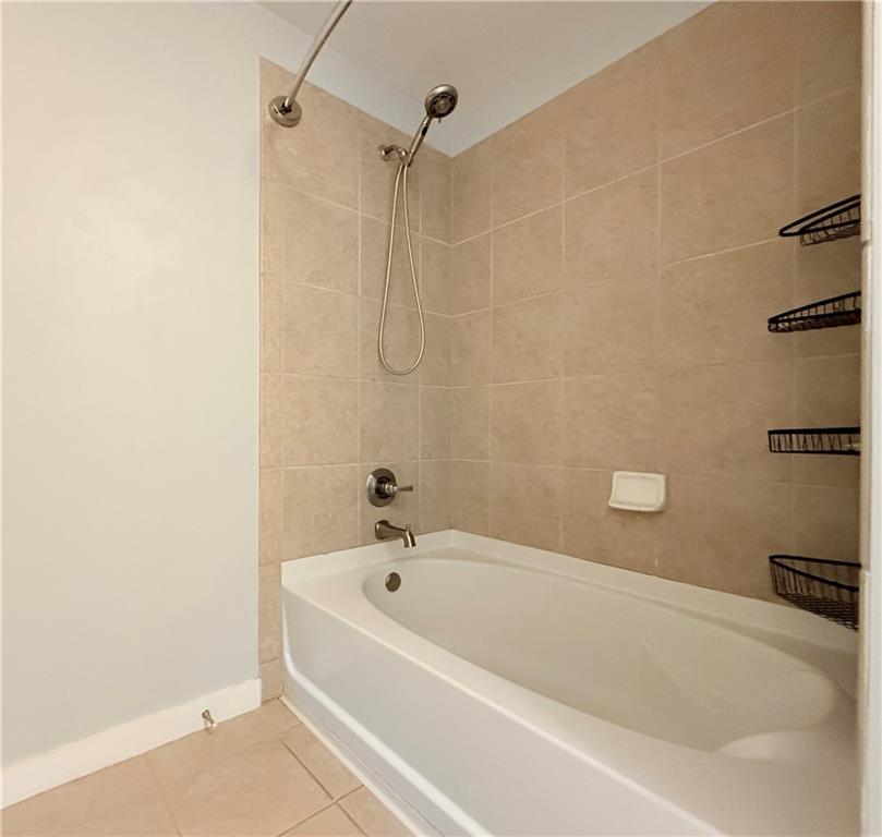 860 Peachtree Street NE Unit 2010