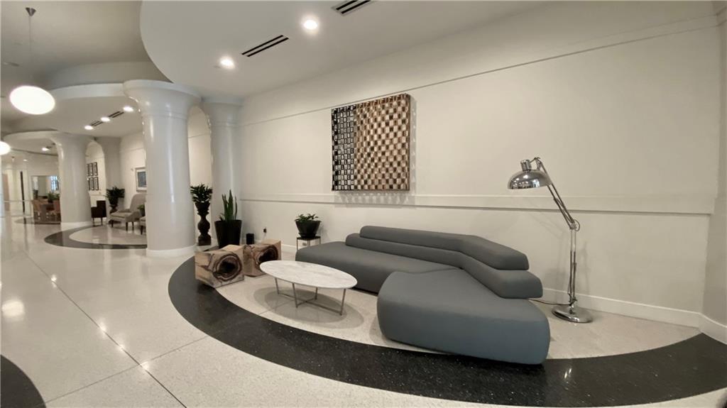 860 Peachtree Street NE Unit 2010