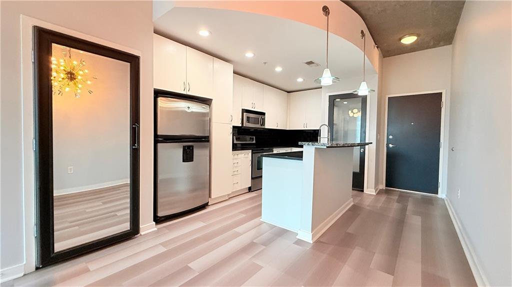 860 Peachtree Street NE Unit 2010