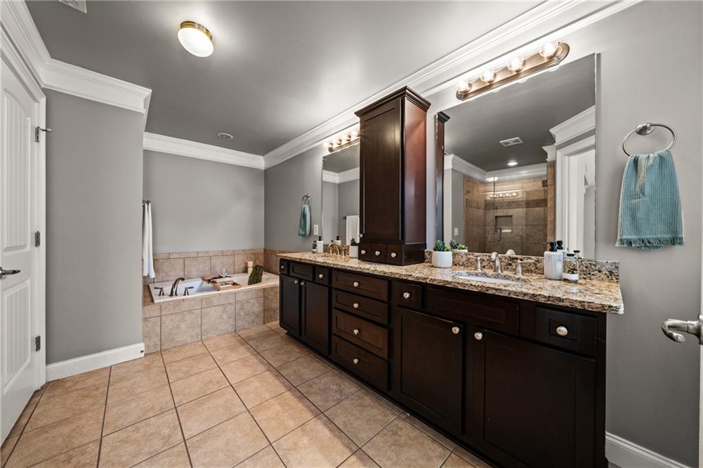 2854 Jordan Oaks Lane Unit 8
