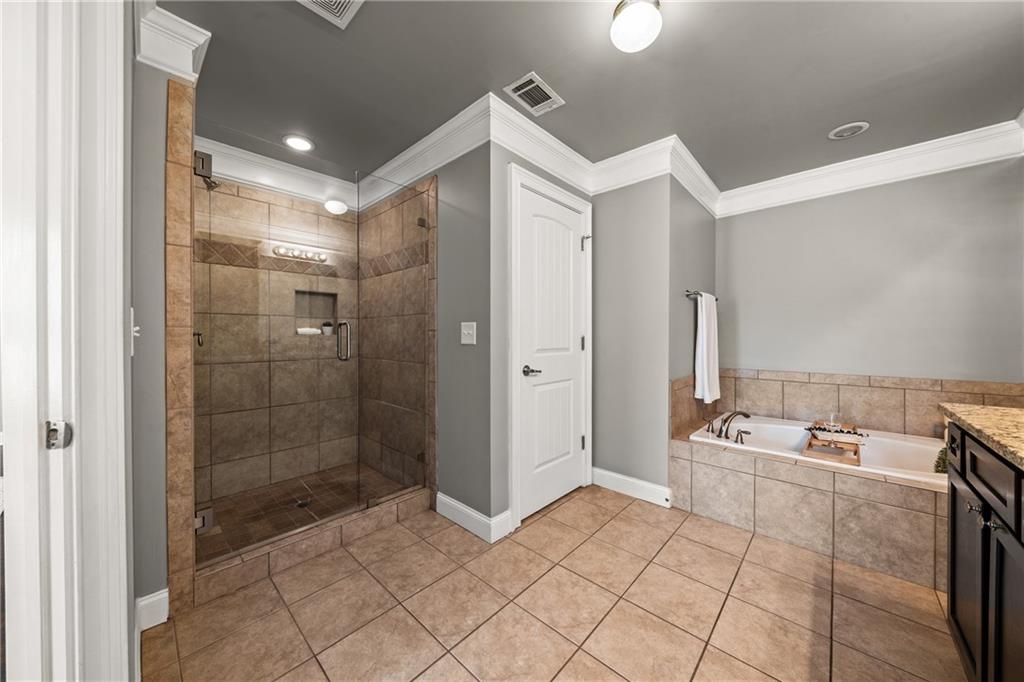 2854 Jordan Oaks Lane Unit 8