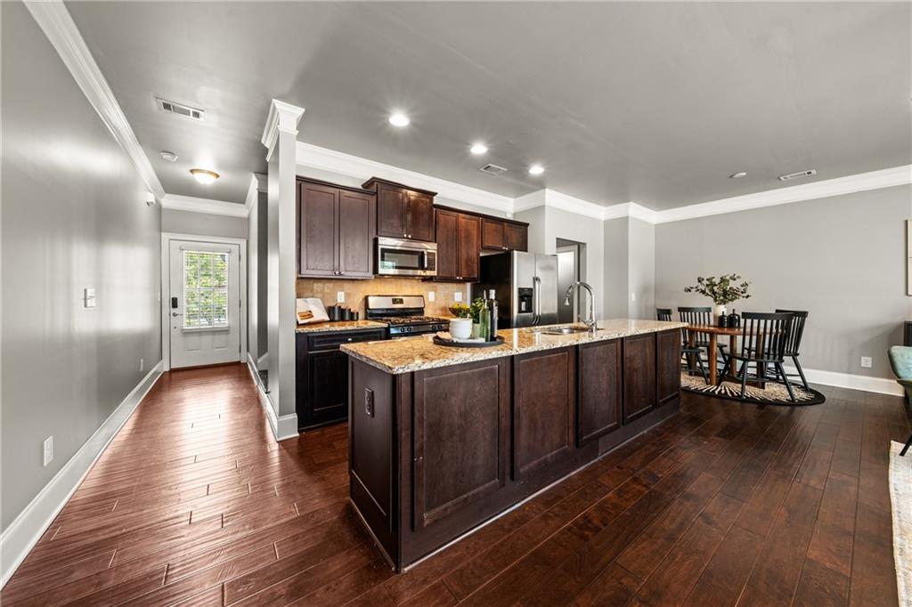 2854 Jordan Oaks Lane Unit 8