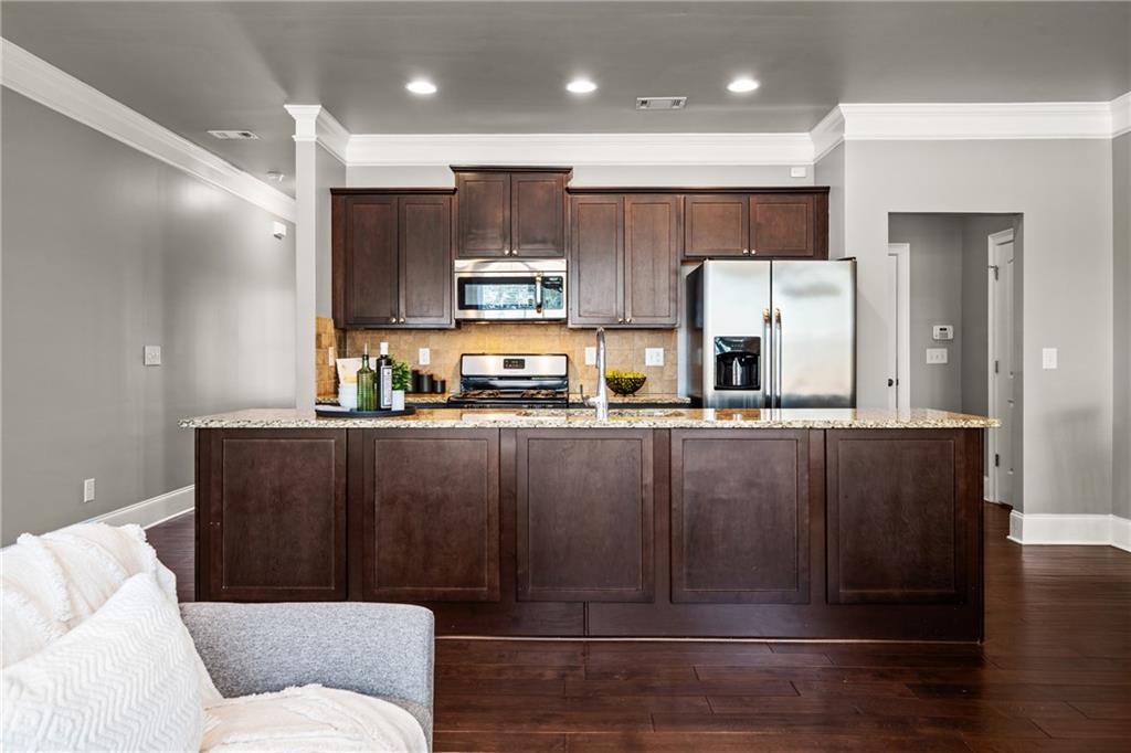 2854 Jordan Oaks Lane Unit 8