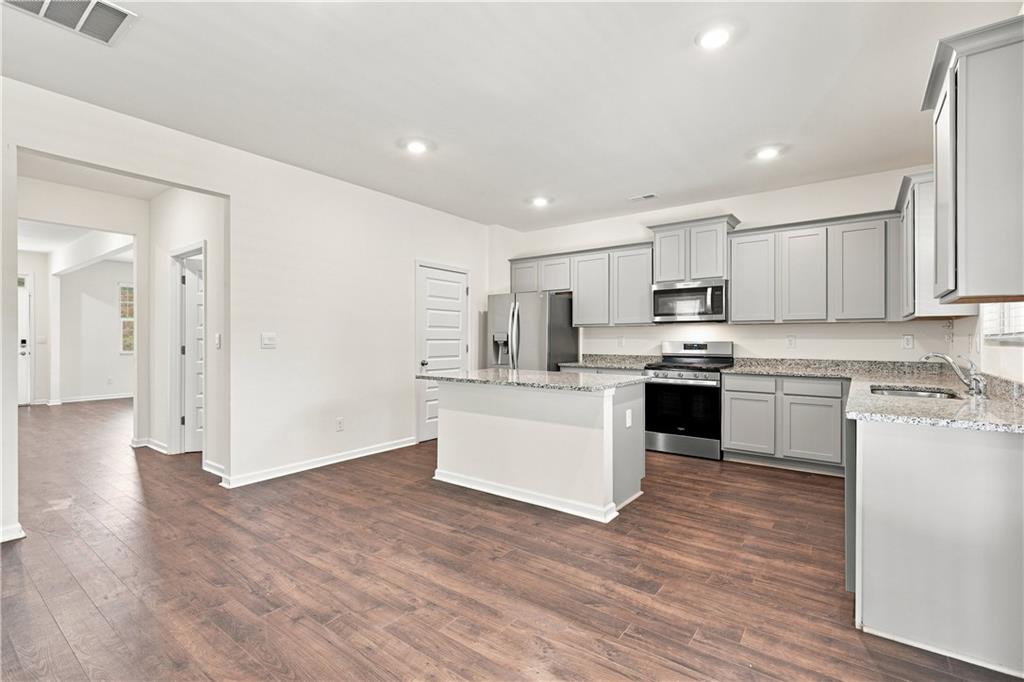 5400 Andrew Lane