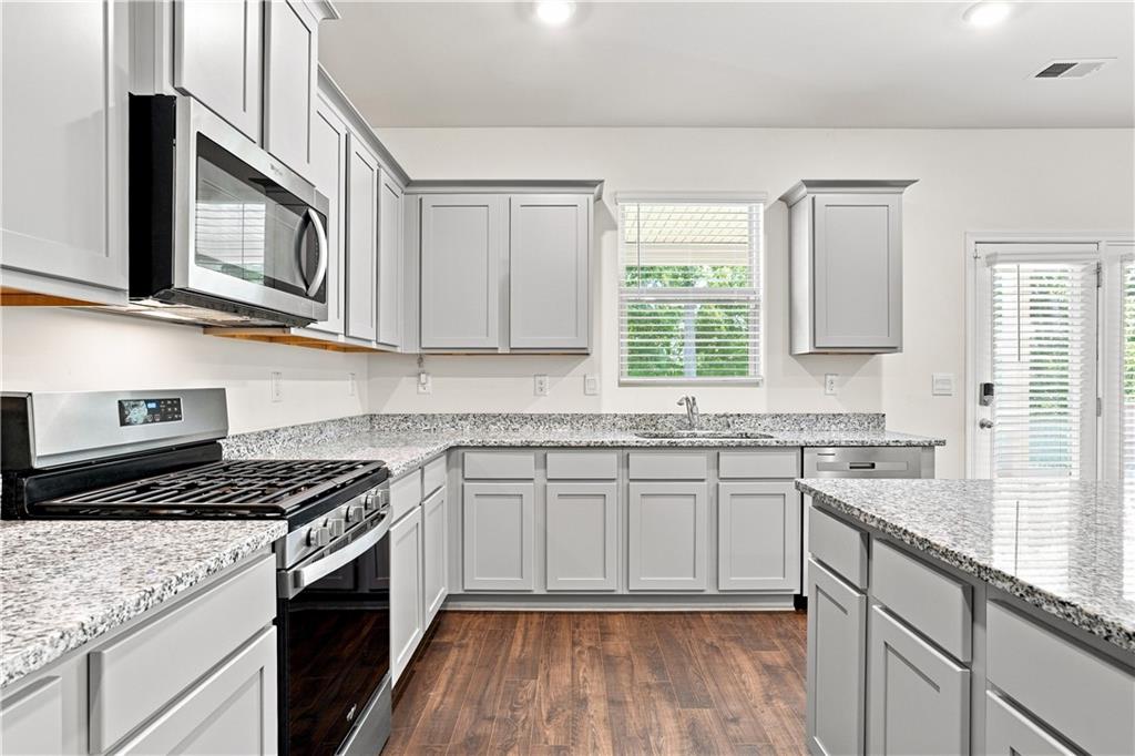 5400 Andrew Lane