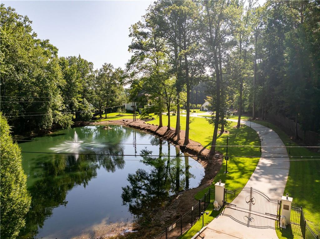 3621 Herren Drive SW