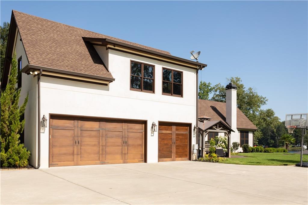 3621 Herren Drive SW