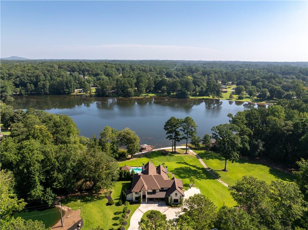 3621 Herren Drive SW