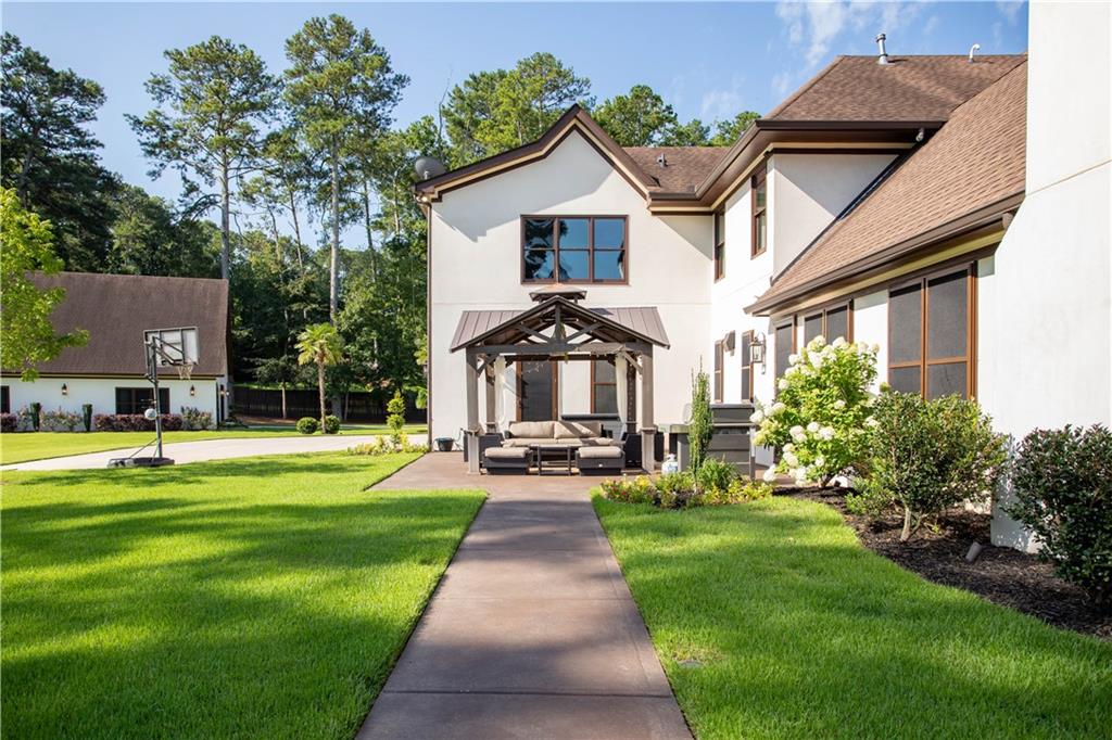 3621 Herren Drive SW