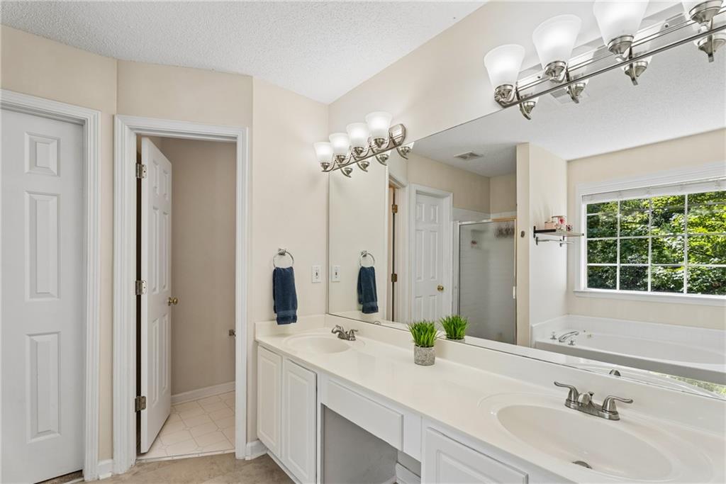 5290 Medlock Corners Drive