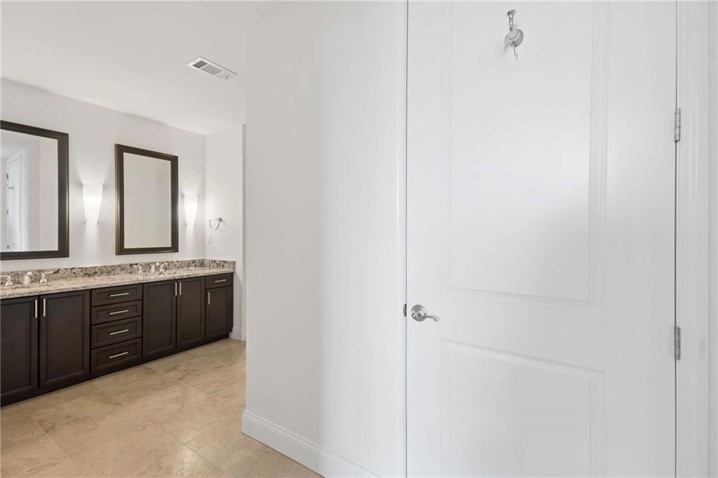 270 17th Street NW Unit 601