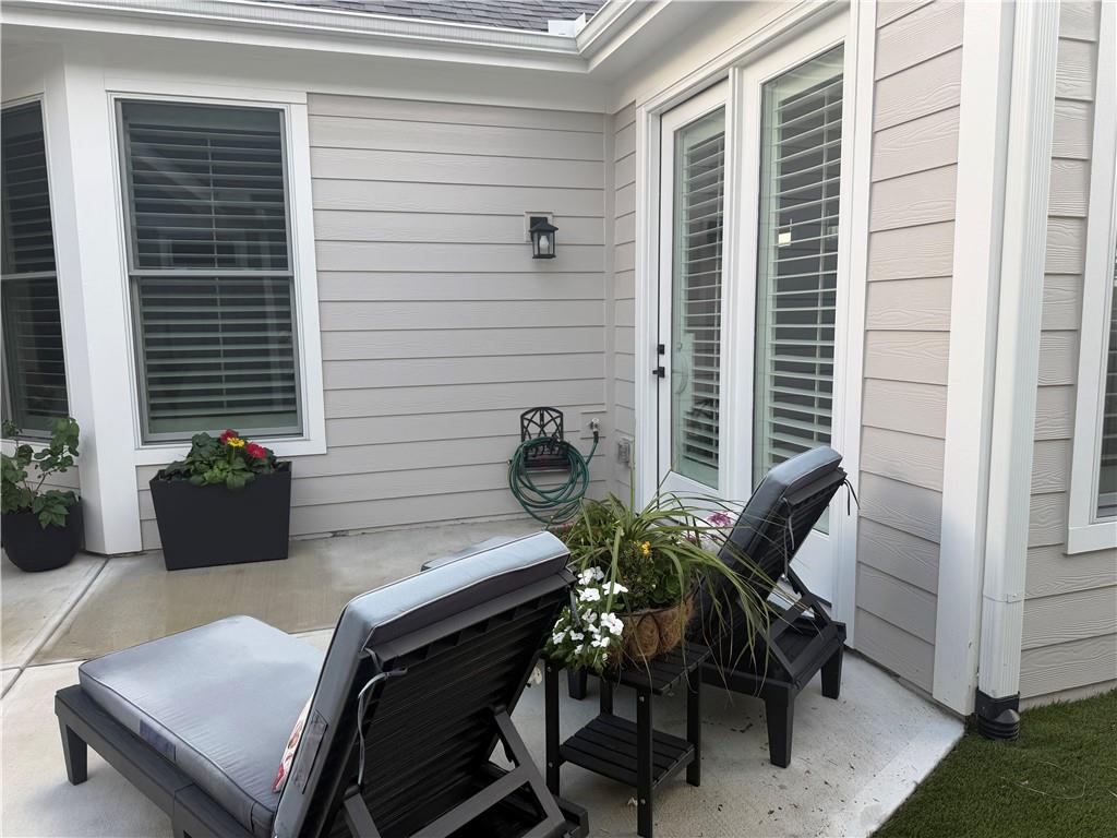 3337 Fishpond Circle