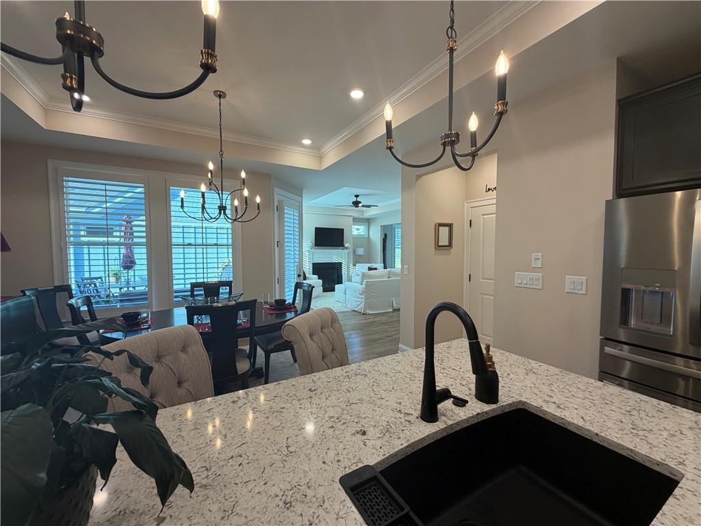 3337 Fishpond Circle