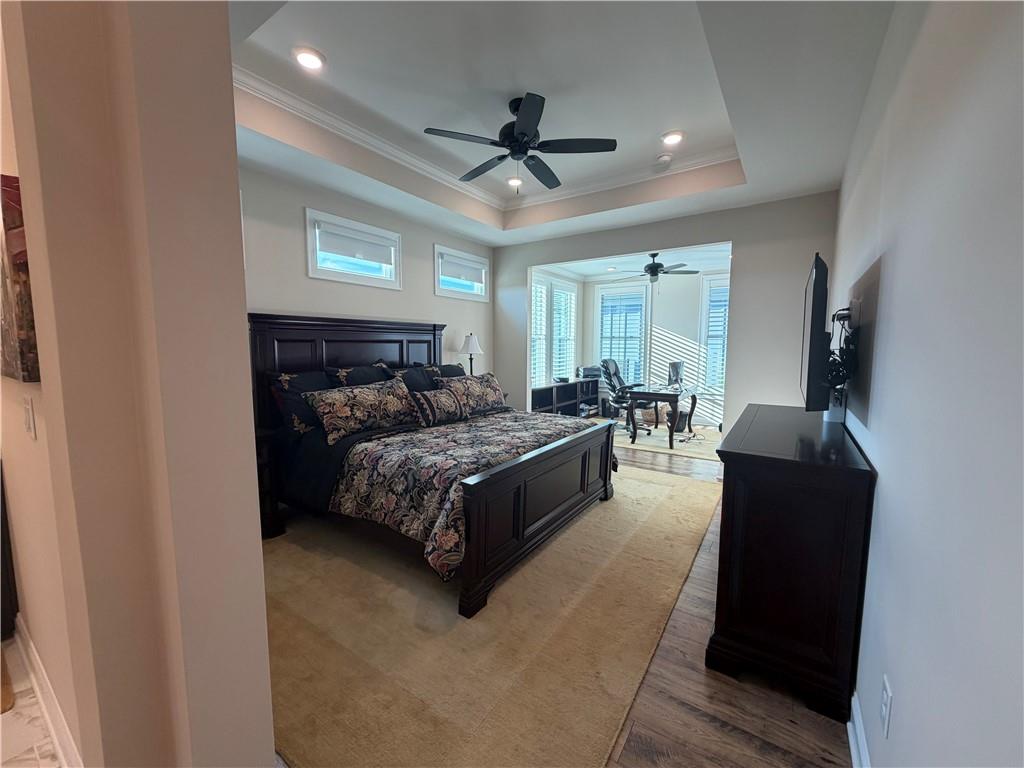 3337 Fishpond Circle