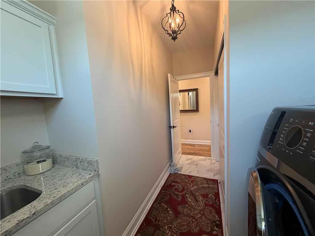 3337 Fishpond Circle