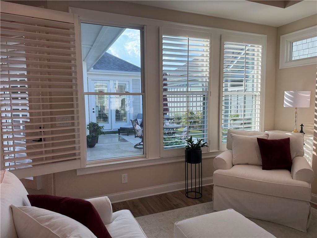 3337 Fishpond Circle