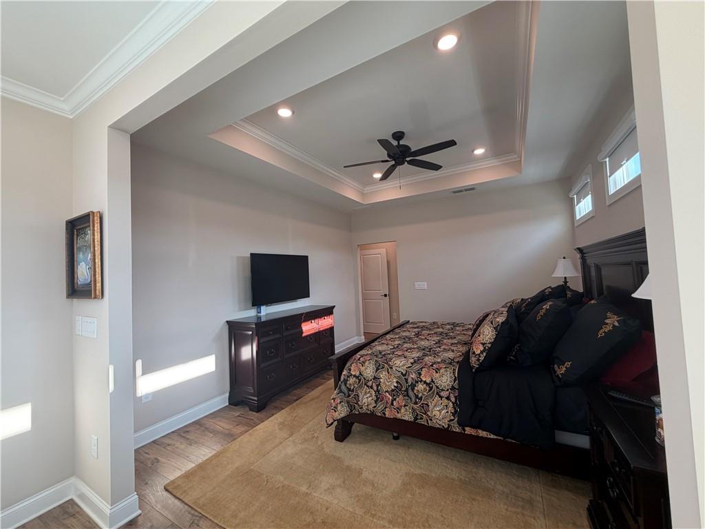 3337 Fishpond Circle