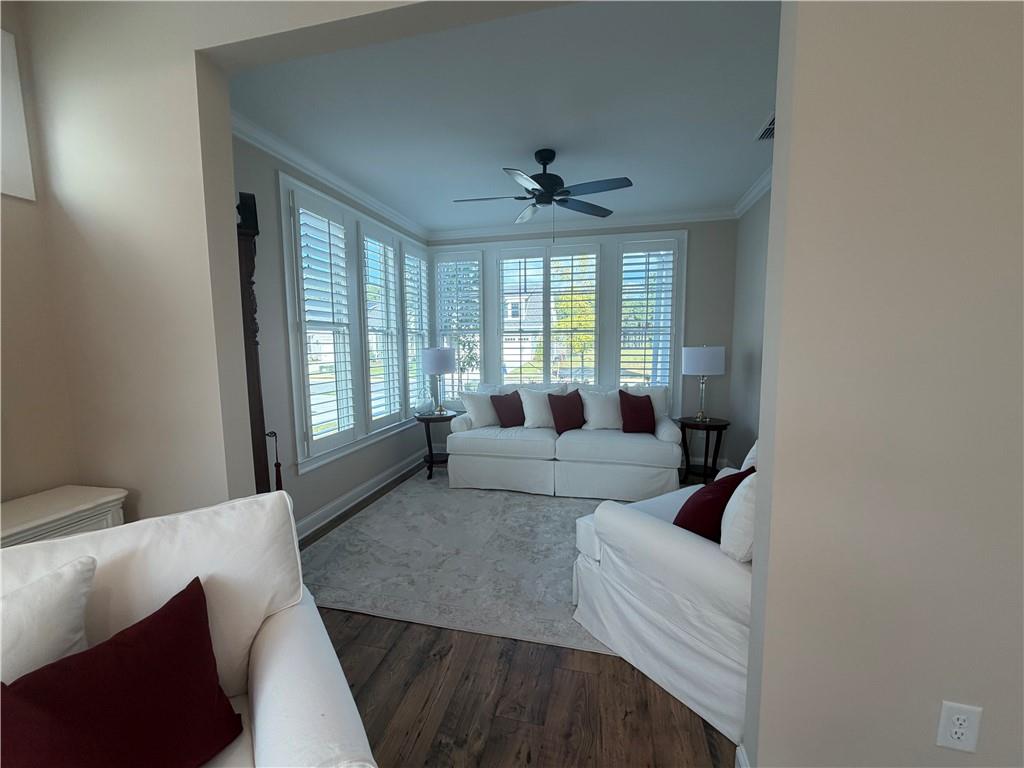 3337 Fishpond Circle