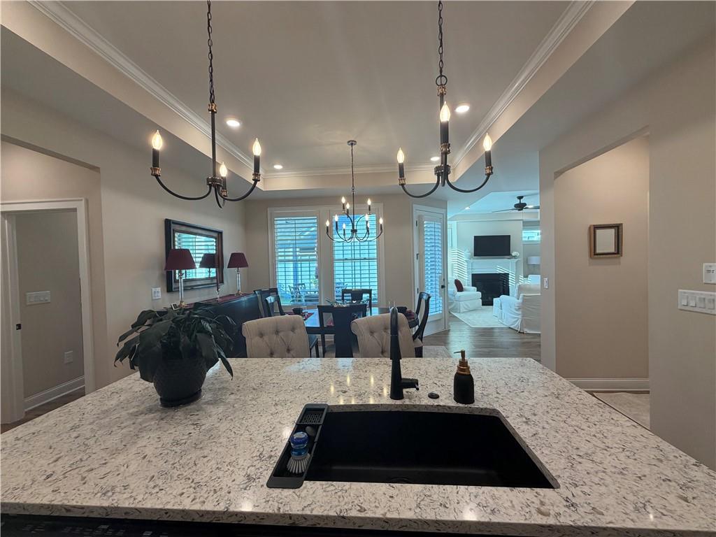 3337 Fishpond Circle