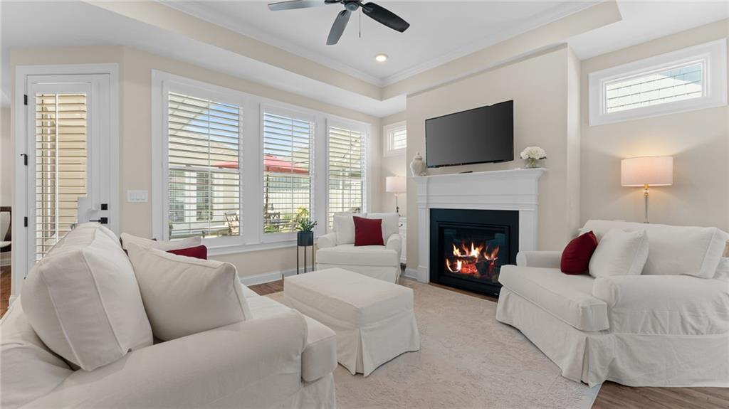 3337 Fishpond Circle