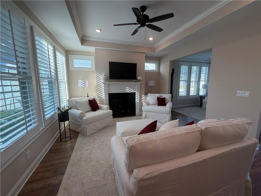 3337 Fishpond Circle