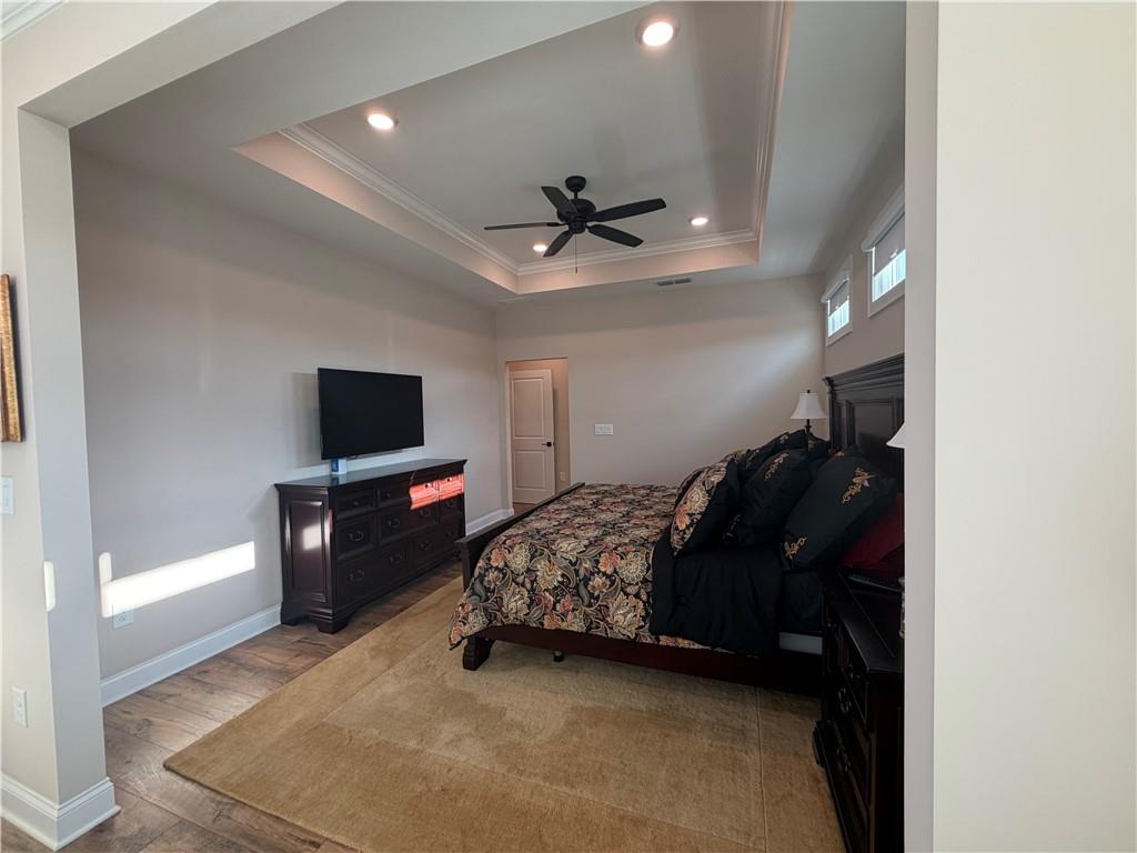 3337 Fishpond Circle