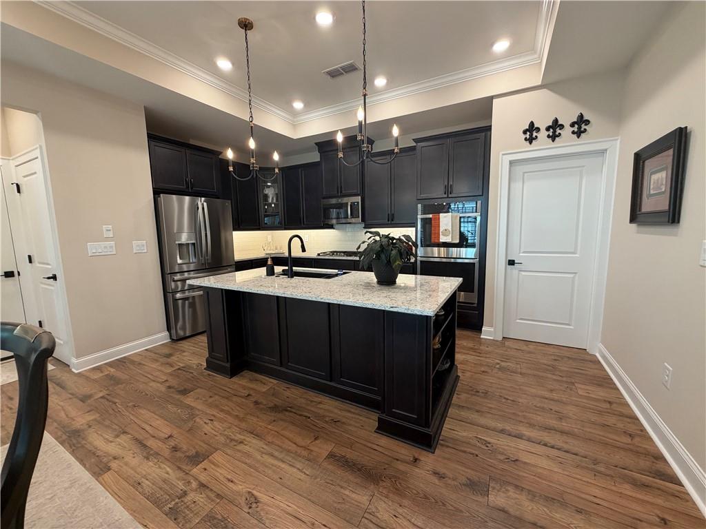 3337 Fishpond Circle