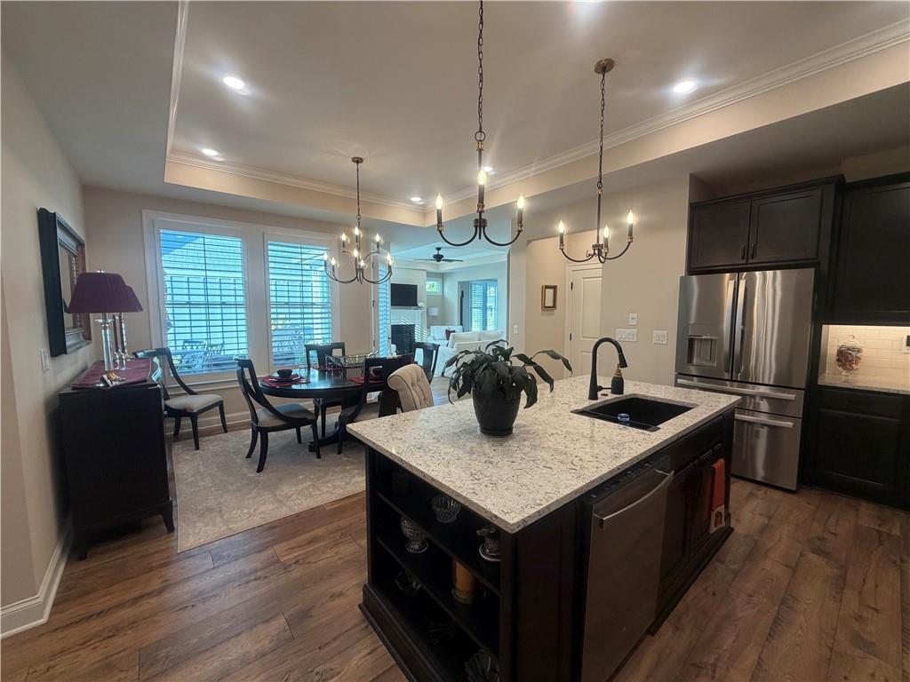 3337 Fishpond Circle