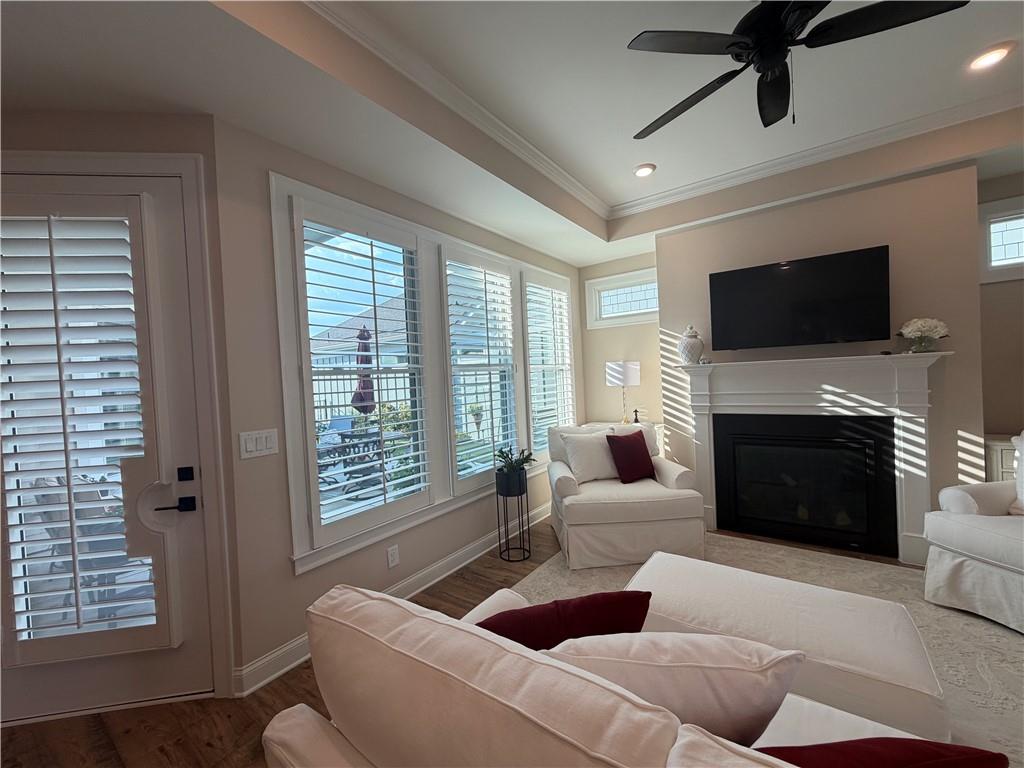 3337 Fishpond Circle