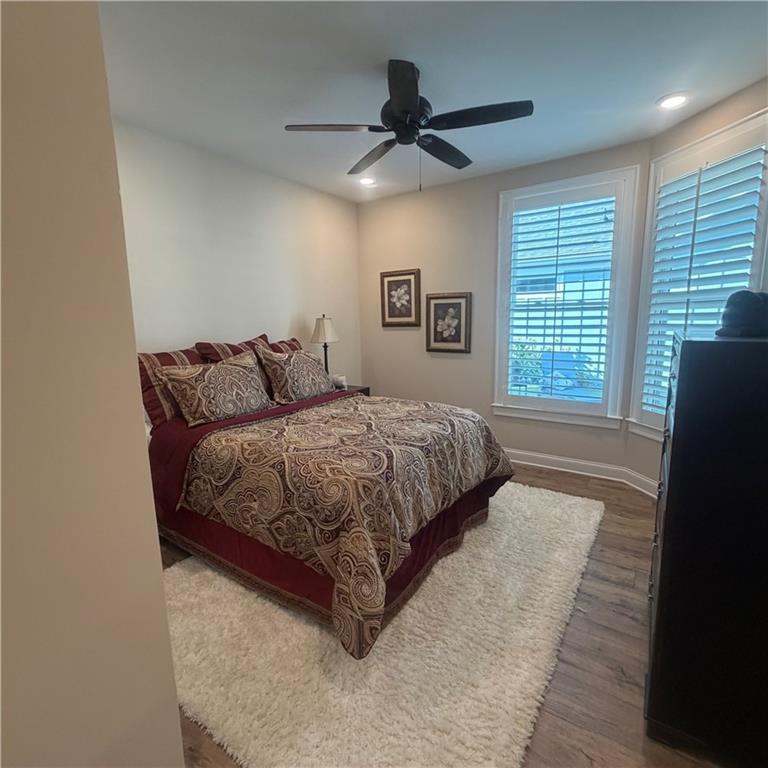 3337 Fishpond Circle