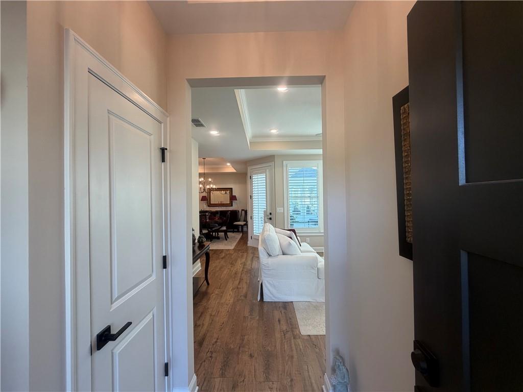 3337 Fishpond Circle
