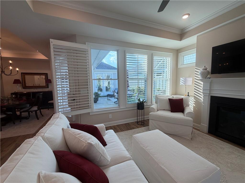 3337 Fishpond Circle