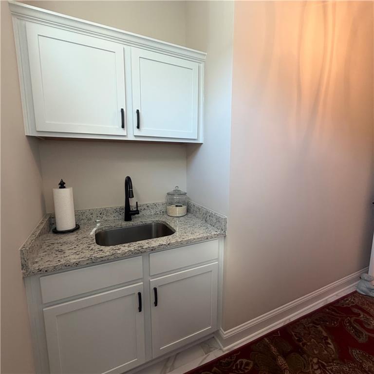 3337 Fishpond Circle
