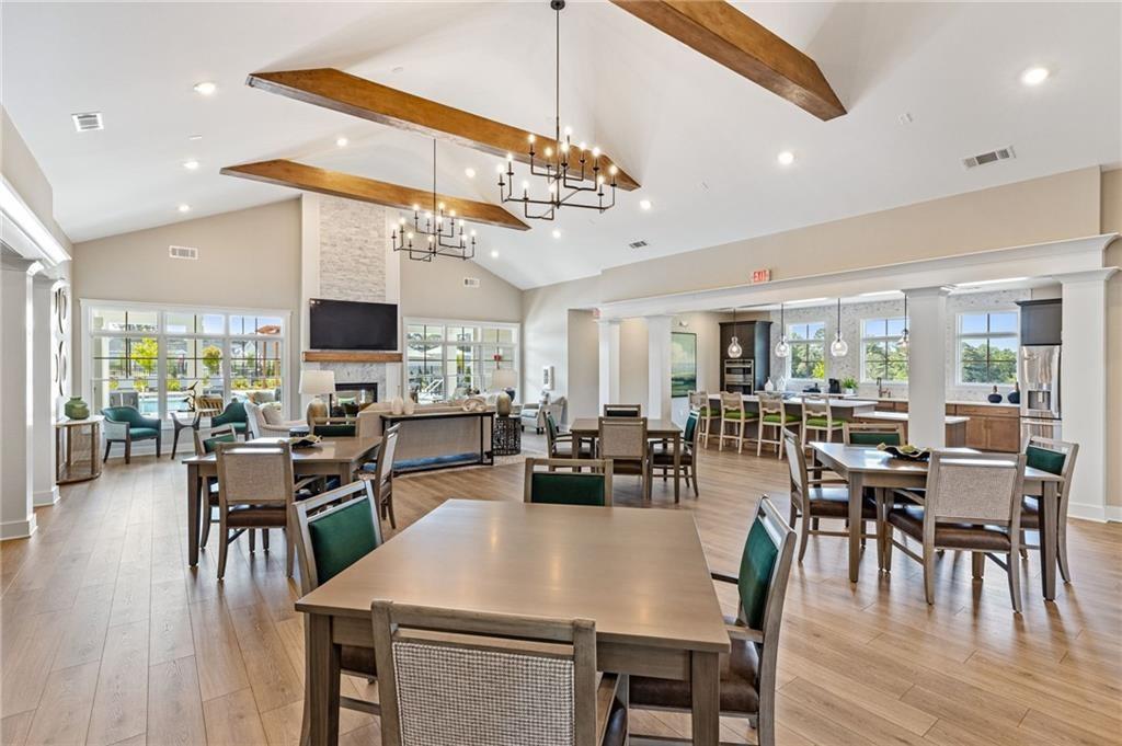 3337 Fishpond Circle