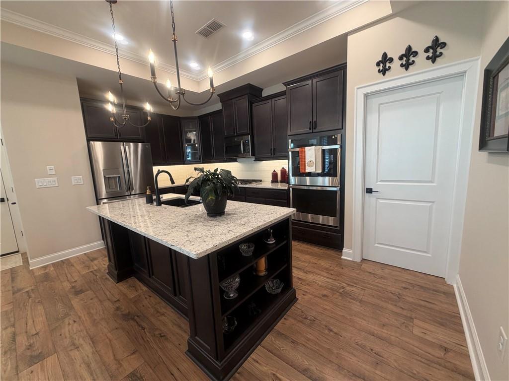 3337 Fishpond Circle