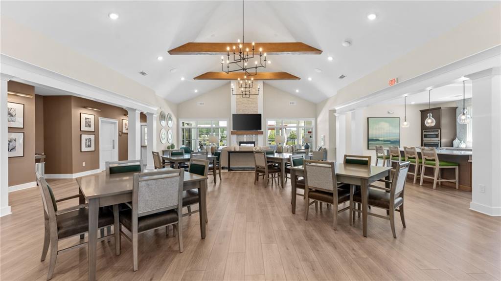3337 Fishpond Circle
