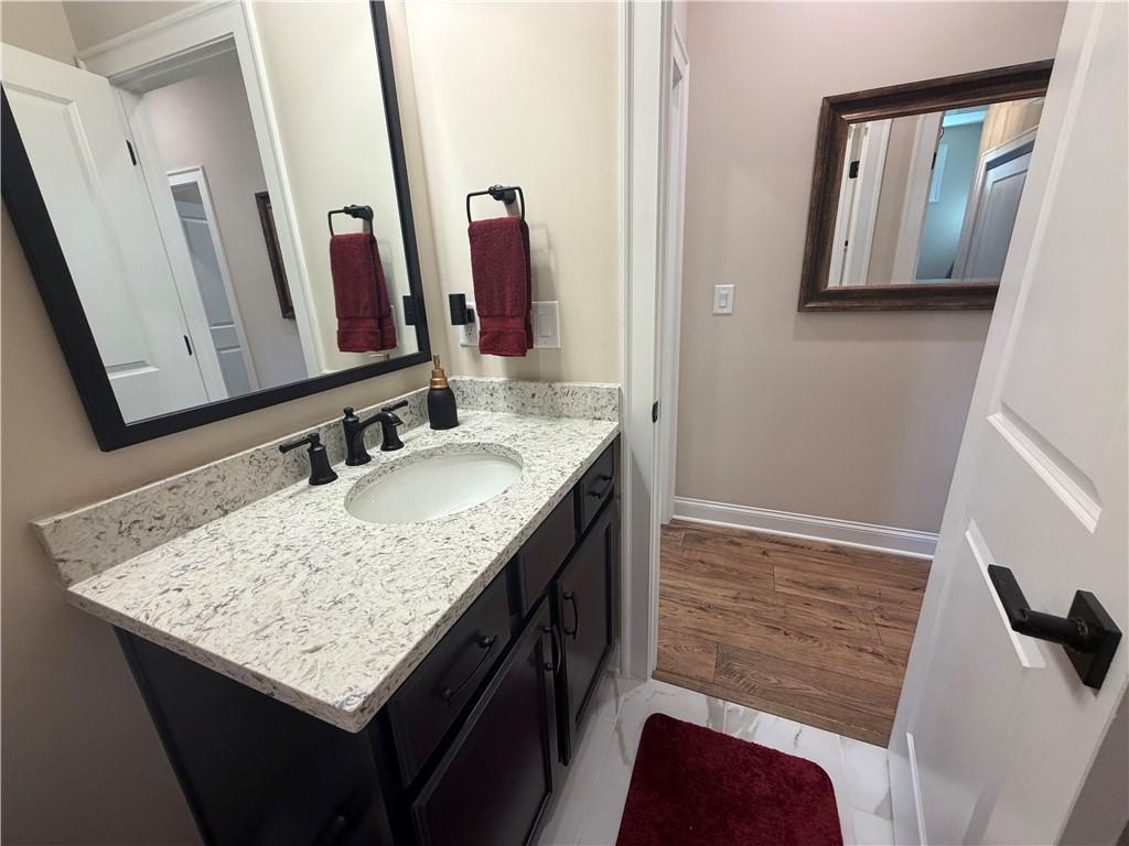 3337 Fishpond Circle