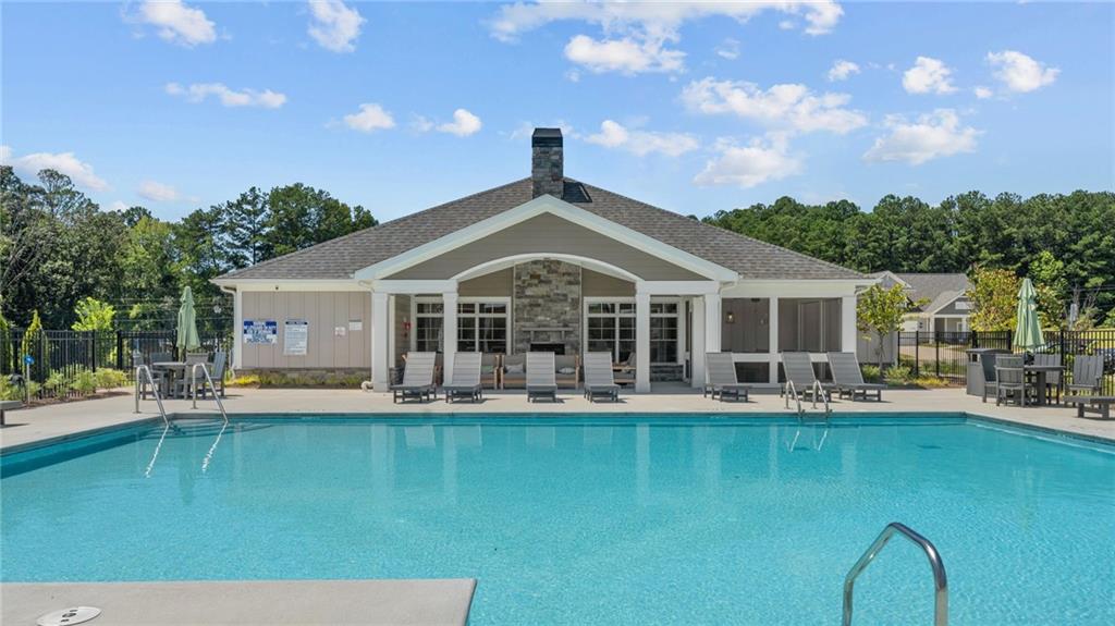 3337 Fishpond Circle