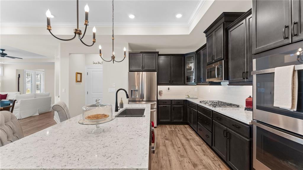 3337 Fishpond Circle