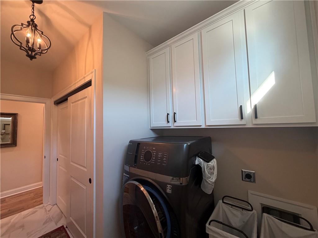 3337 Fishpond Circle