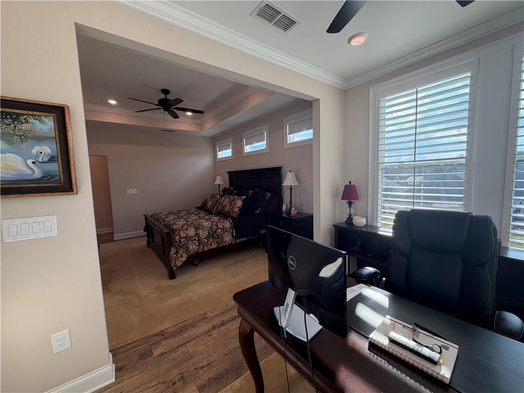 3337 Fishpond Circle
