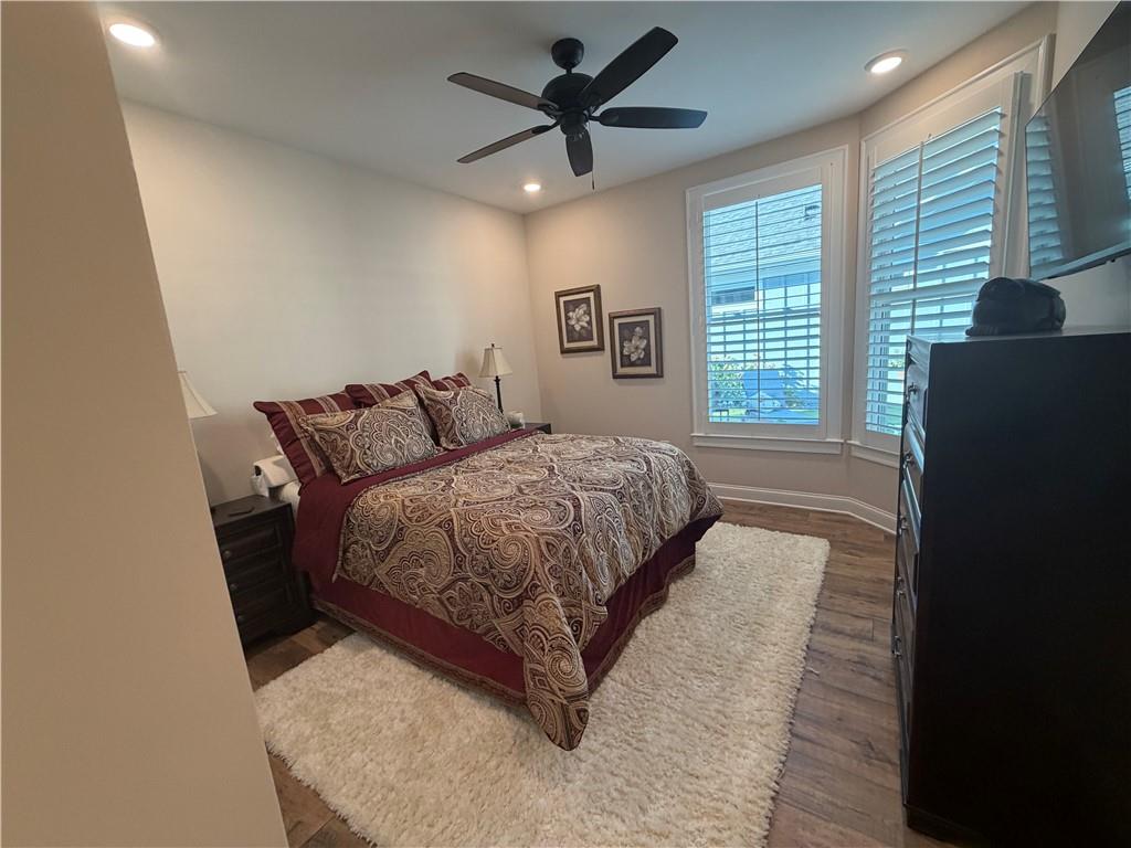 3337 Fishpond Circle