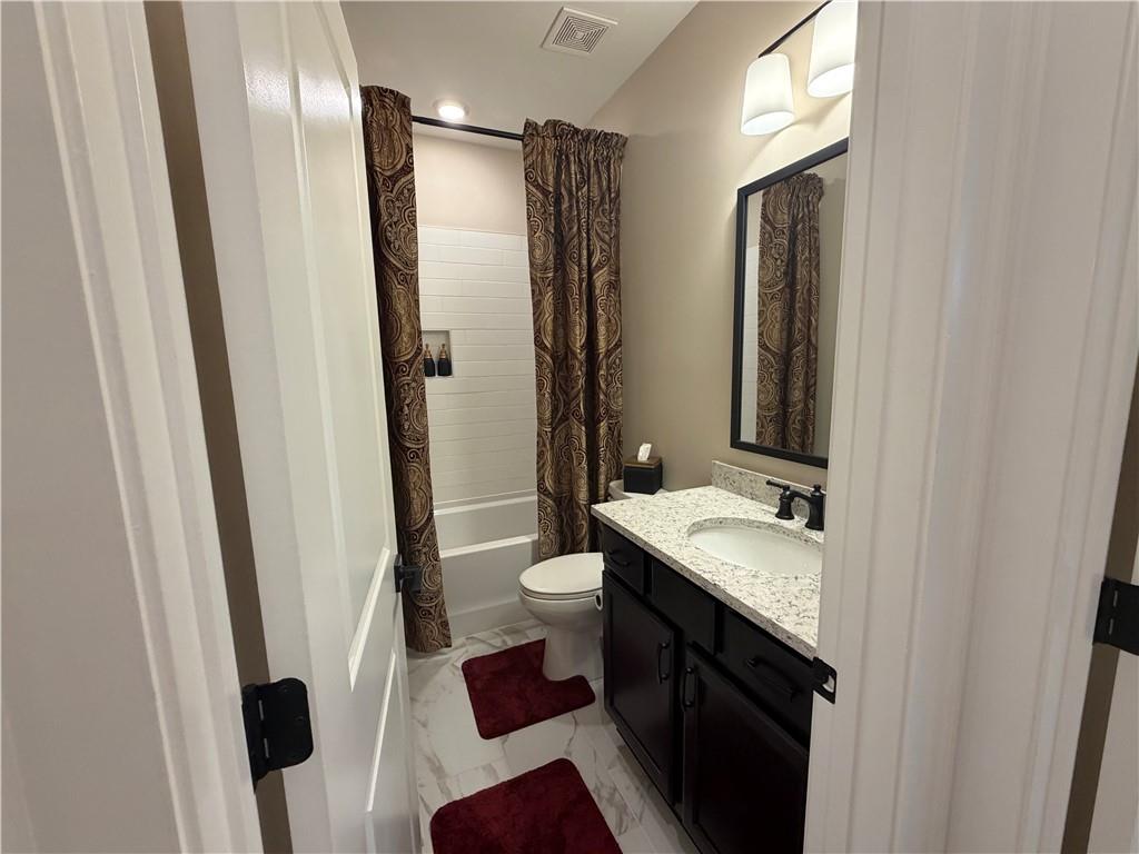 3337 Fishpond Circle