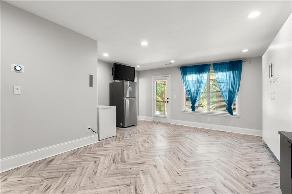 5583 Julian Place