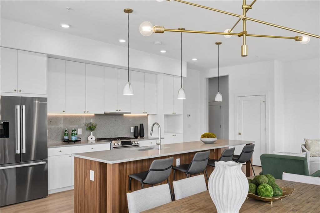 675 Drewry Street NE Unit 402