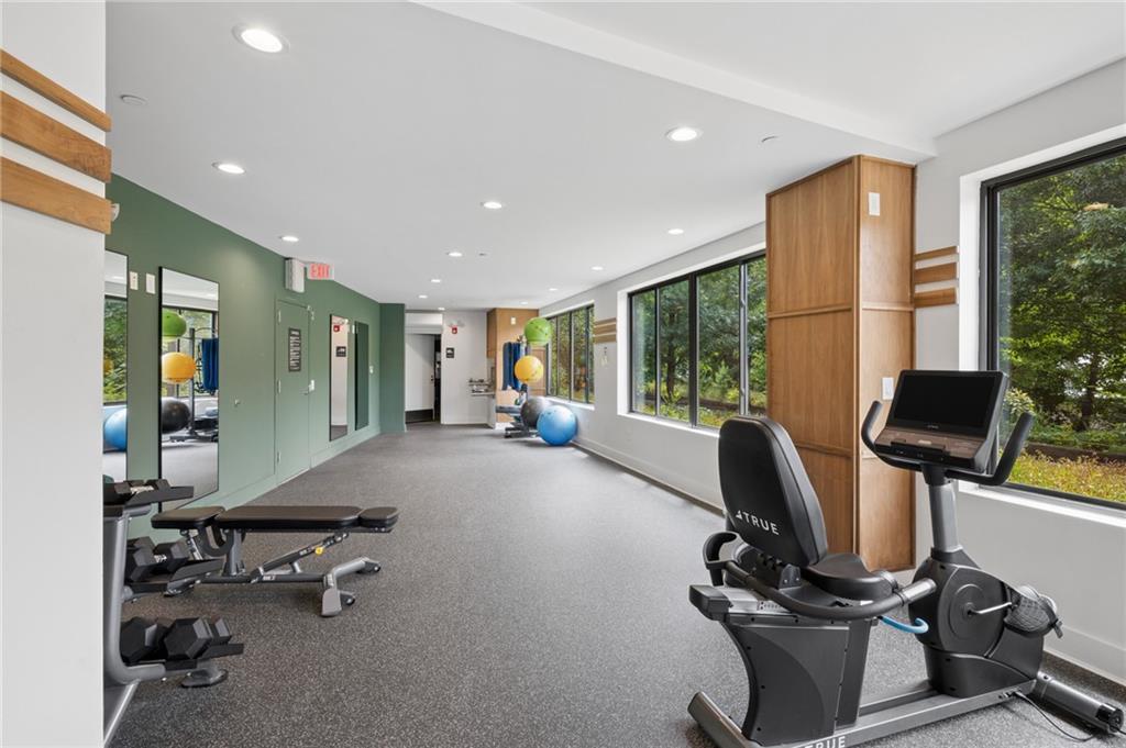 675 Drewry Street NE Unit 402