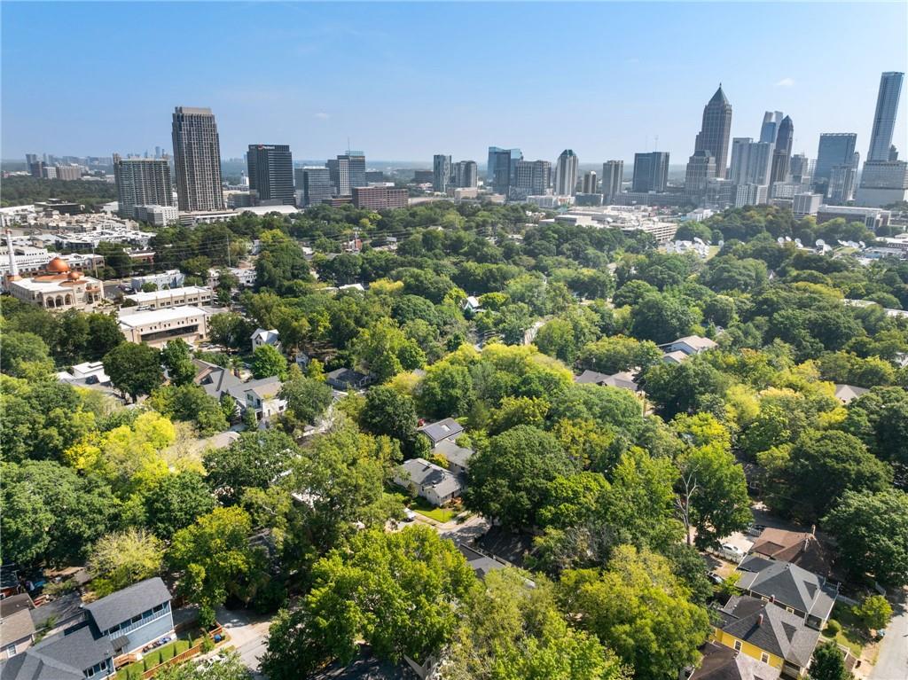 454 Calhoun Street NW